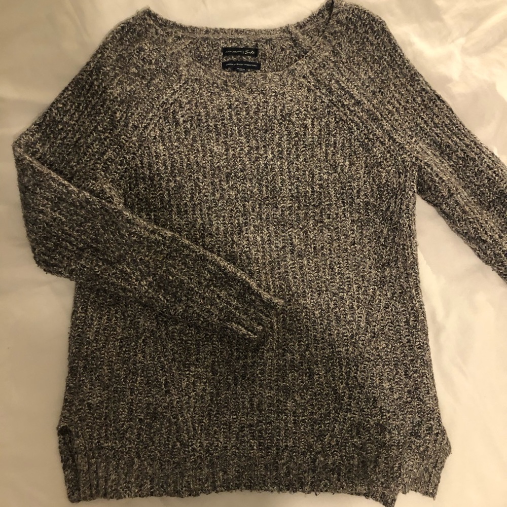 American eagle thick knit sweater